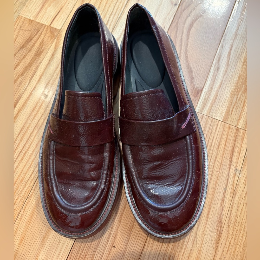 “Sarto” Burgundy platform Loafers